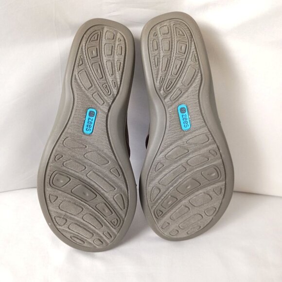 Bzees Lifestride Desire Wedge Sandal Morel Stretch Fabric 8 Slip On NWOB - Picture 3 of 10